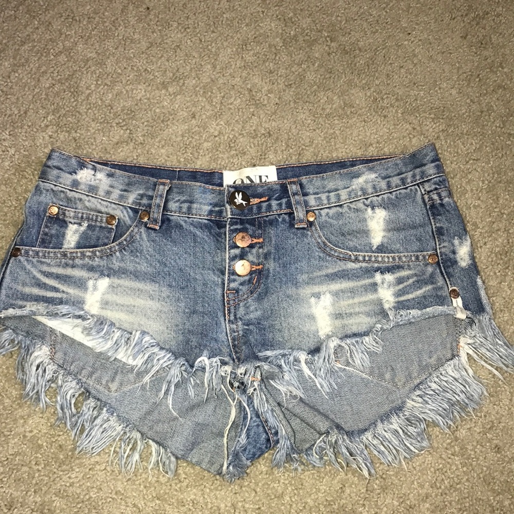 One teaspoon “trashwhore” shorts